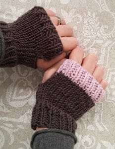 fingerless mitts, free pattern