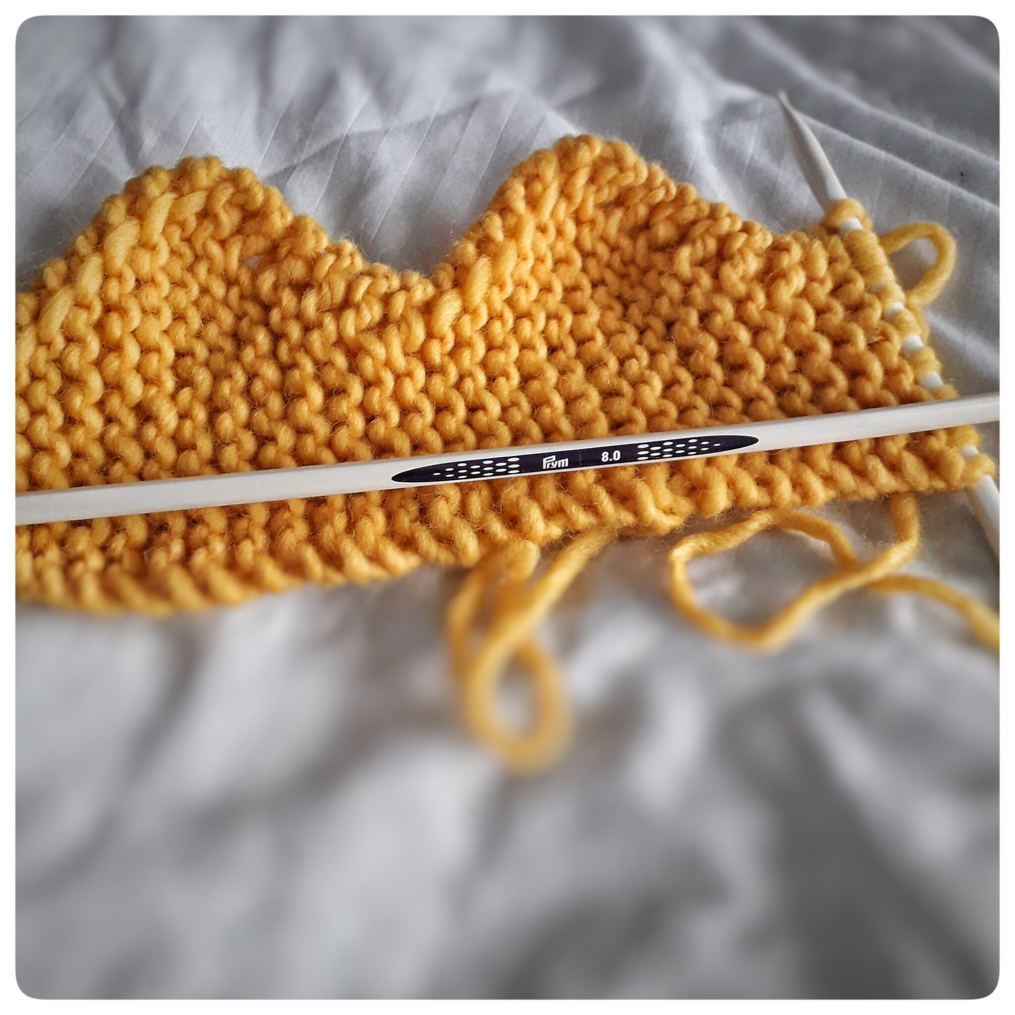 Knitting pattern Crown Headband (size 12 years) FromAnnA'sHands