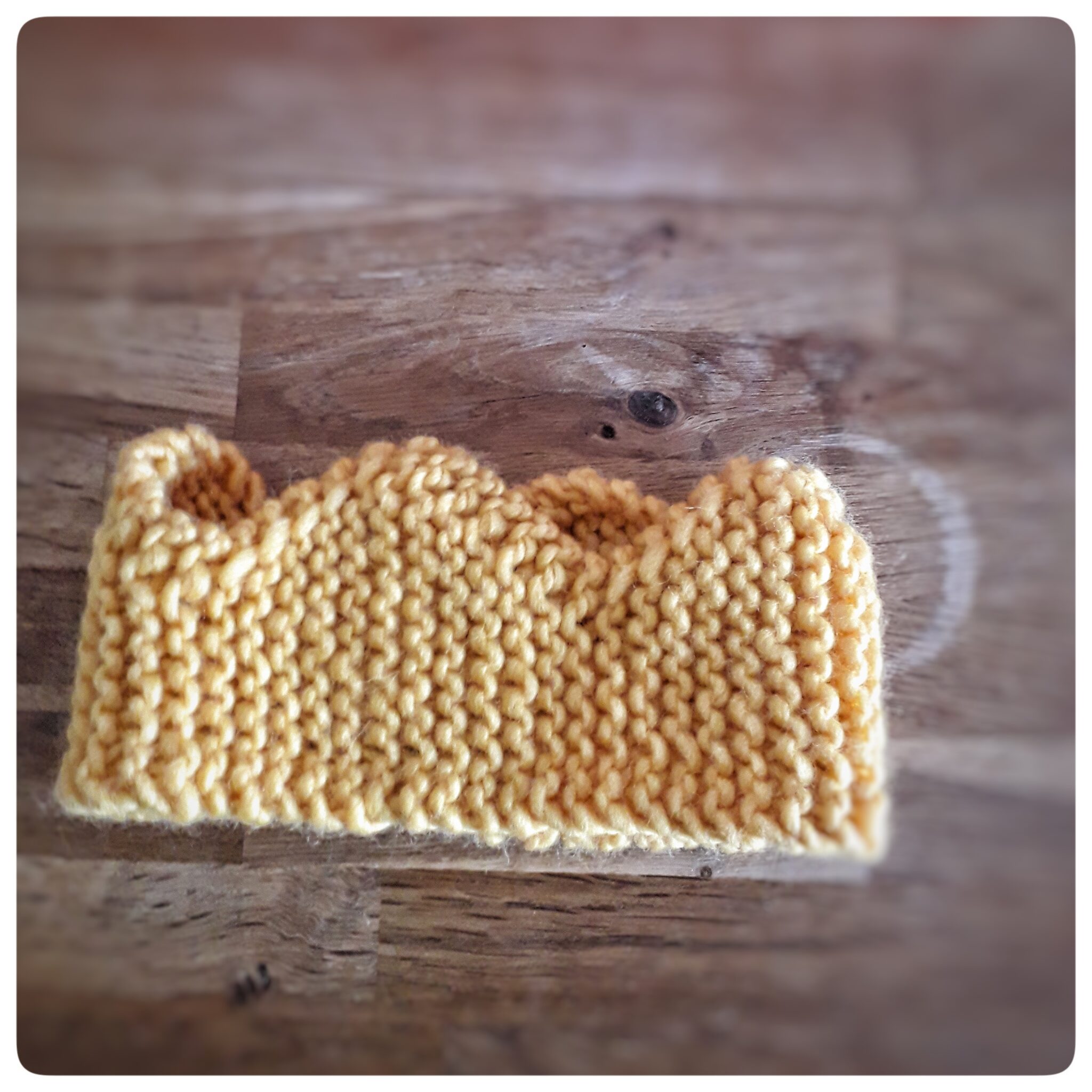 Knitting pattern Crown Headband (size 12 years) FromAnnA'sHands